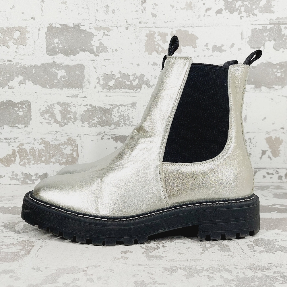 New Sam Edelman Laguna Silver Leather Pull On Chelsea Boots O105